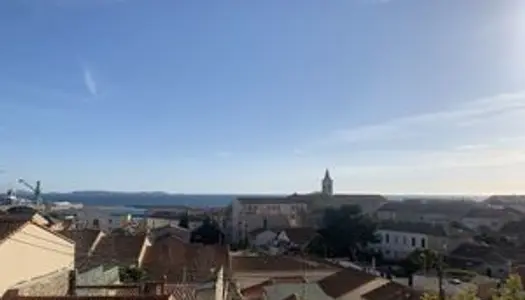 Village de L'Estaque Maison avec vue mer et Frioul + T2