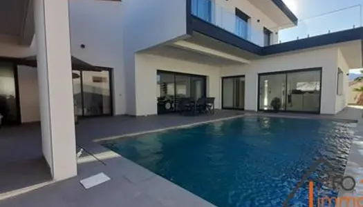 Villa 5 pièces 168 m²