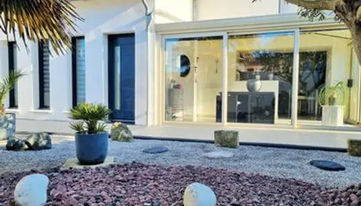 Maison de 150 m² à Aiffres avec Accord Immobilier