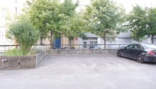 Parking/box 12 m² 