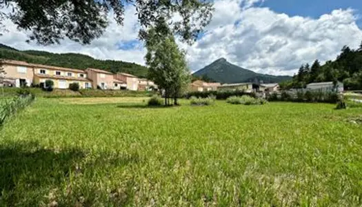 Terrain 1442 m² CASTELLANE 