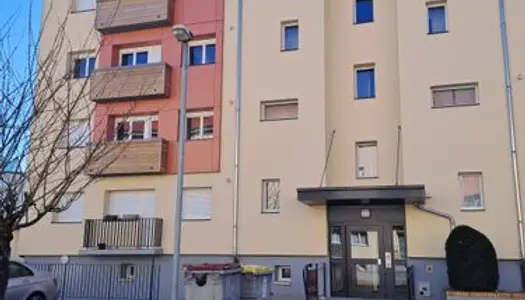 BAR LE DUC - Ville-Basse - Appartement type 4 - 66 m² - nbp