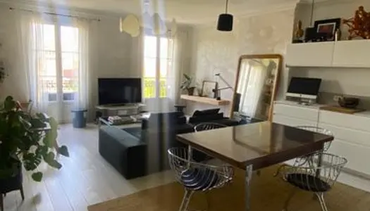 Appartement de 80 m² T3 très lumineux à vendre à Toulon Centre - Haute Ville 