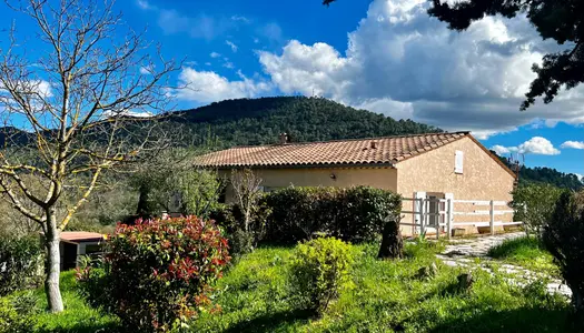 Superbe maison au calme avec vue sur les collines