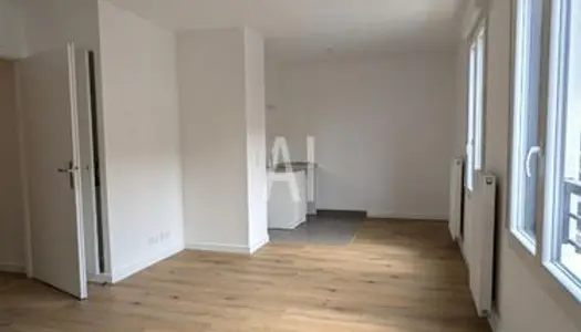 Studio 1 pièce 31 m² 