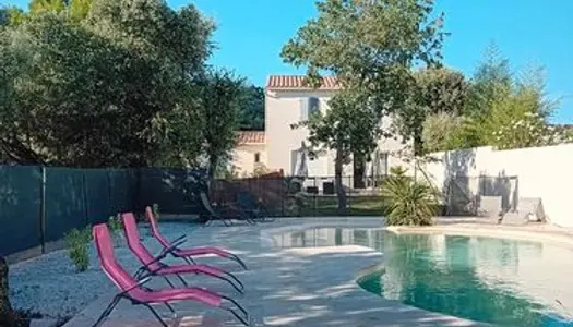 Belle maison dans les garrigues 