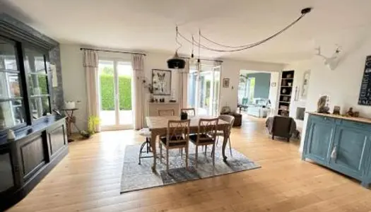 Maison 6 pièces 135 m² 