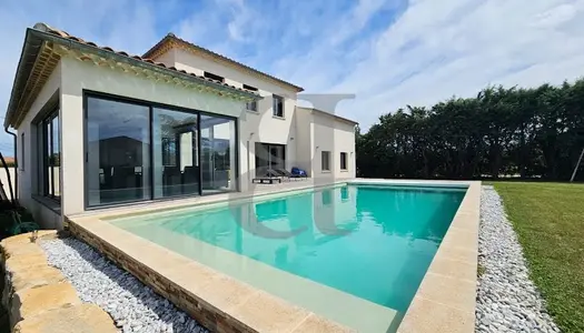 Villa 6 pièces 215 m² 