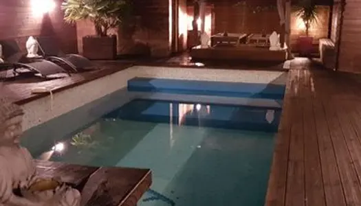 Colocation dans grande villa zen au calme avec piscine jacuzzi et barbecue 