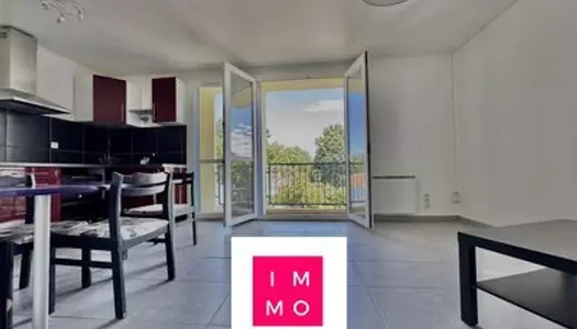 EXCLUSIVITÉ : BEL APPARTEMENT T3 MEUBLÉ 57,82m2 + GARAGE 