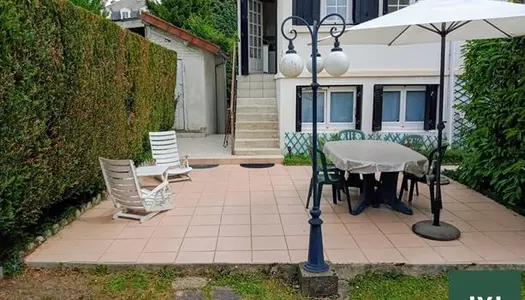 Maison 8 pièces 225 m² 