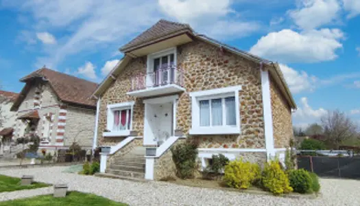 Maison 5 pièces 136 m² 