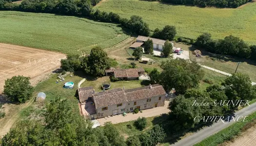 Dpt Haute Garonne (31), à vendre proche de CARAMAN propriete P8 de 300 m² - Terrain de 1,30 Ha 