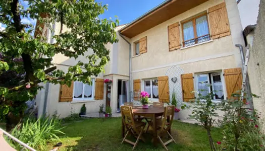 Maison 5 pièces 84 m² 