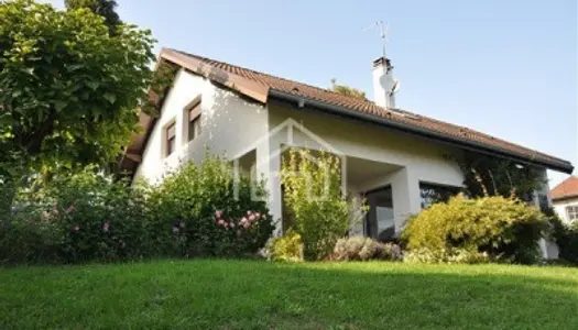 Maison 6 pièces 178 m²