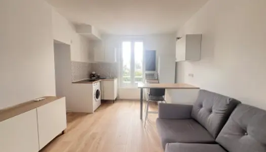 Studio 1 pièce 26 m² 