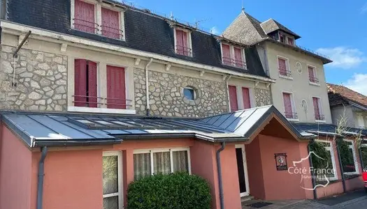 Maison 21 pièces 500 m² 