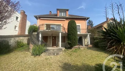 Maison 5 pièces 170 m² 