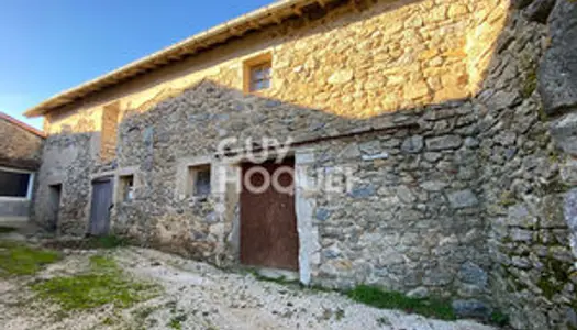 Ancienne grange en pierre avec terrain à Saint-Romain-de-Lerps, Ardèche