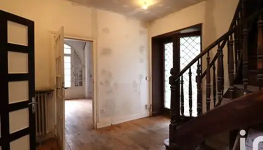 Maison 10 pièces 196 m² 