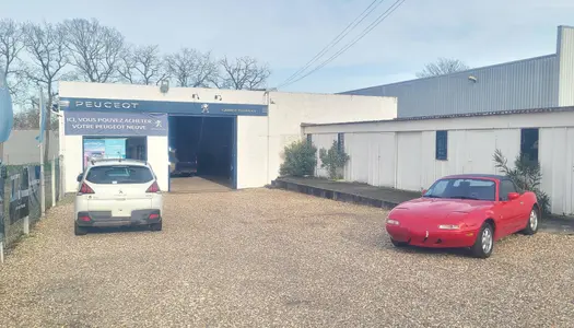 Garage automobile de 312 m²