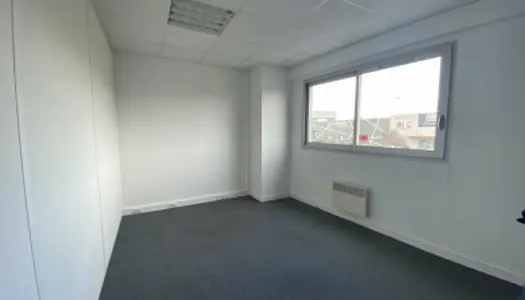 Bureaux 90 m²