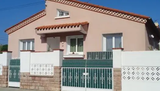 Villa 4 faces vue sur les Albères et le Canigou