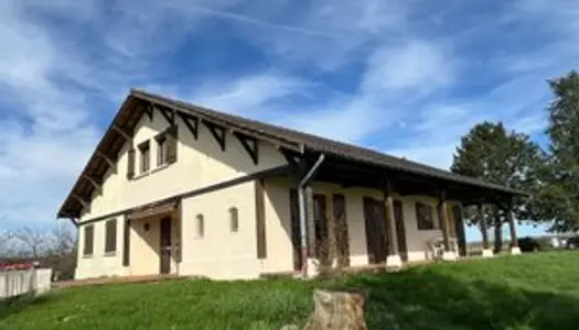 Maison 5 pièces 205 m²