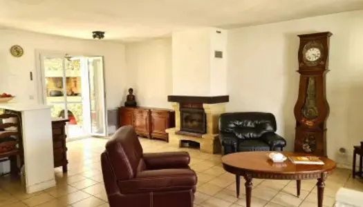 Maison 7 pièces 213 m² 