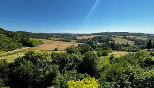 Maison à colombages à rénover avec vue panoramique 