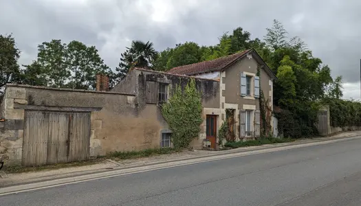 Maison 3 pièces avec dépendances avec garage, jardin