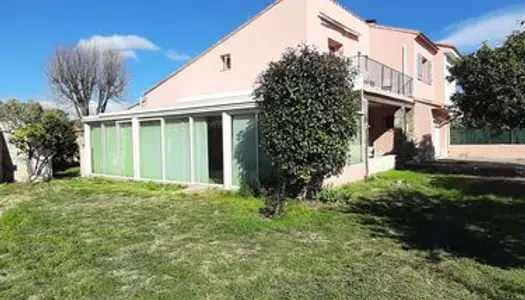 Maison 5 pièces 136 m² avec jardin