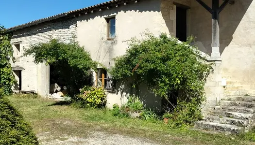 Dpt Charente (16), à vendre EBREON maison P0 