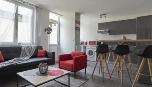 Colocation rénovée x2 chambres (WC-Douche dans chaque) dispo 