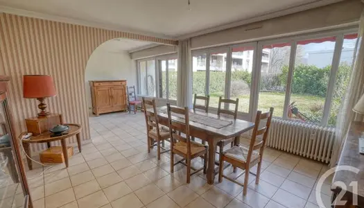 Appartement 5 pièces 105 m²