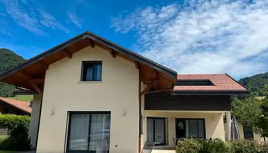 Maison dans secteur très calme au Noiret 