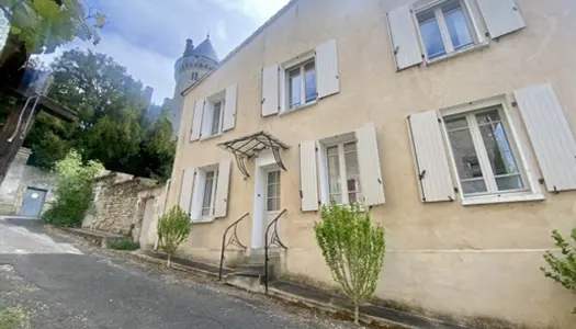 Exclusif à Tic - Belle Maison à Verteuil sur Charente avec 3 Chambres