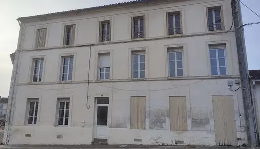 Maison 9 pièces 409 m²