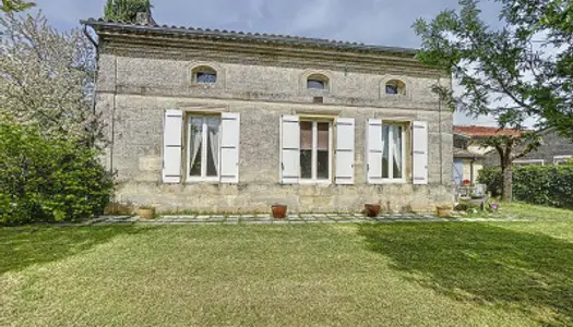 Maison 10 pièces 228 m²