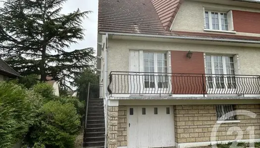 Maison 5 pièces 130 m² 