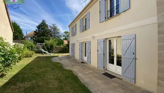 Maison 6 pièces 165 m² 