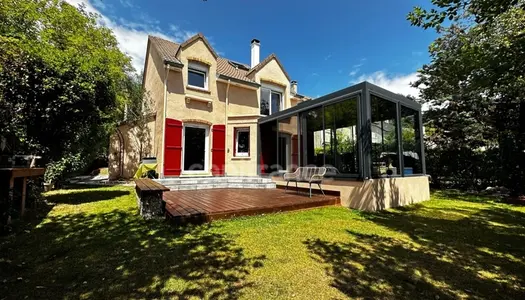 Dpt Yvelines (78), à vendre NOISY LE ROI maison P9  - Terrain de 407,00 m²