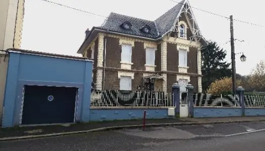 Maison 8 pièces 222 m²