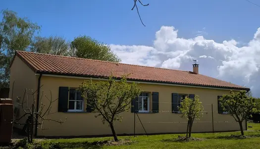 Dpt Charente (16), à vendre MONTJEAN maison P6