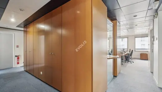 Bureaux 208 m² 