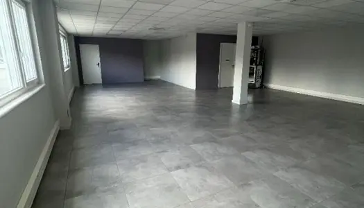 Location Bureau 110 m² à Exincourt 1 300 € CC /mois