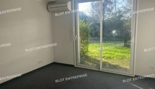 Bureaux 50 m² 