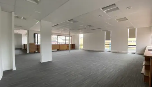 Bureaux 154 m² 