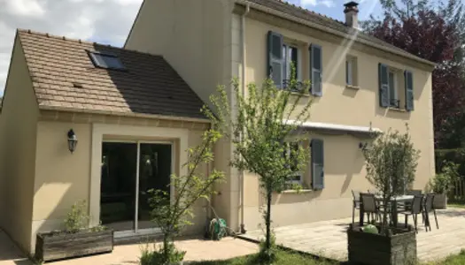 Maison 8 pièces 141 m² 