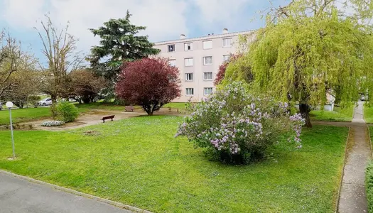 Dpt Essonne (91), à vendre EGLY appartement 3 pièces de 74 m2 